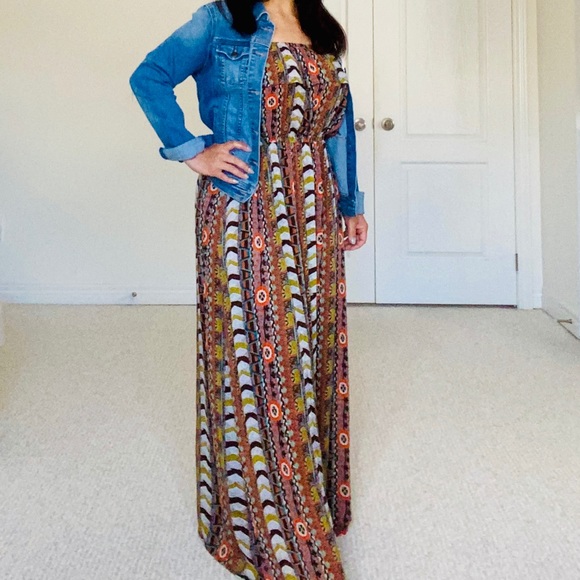 SUZY SHIER Tribal print off the shoulders dress. - Picture 11 of 11